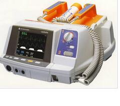 光電除顫監(jiān)護儀 7600